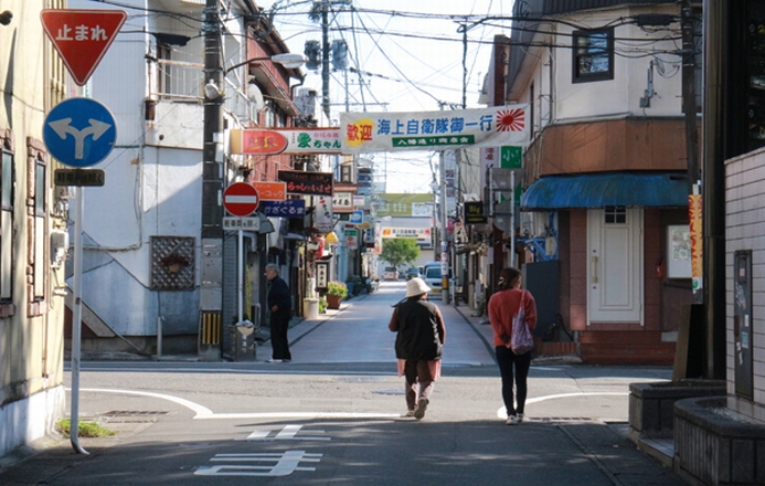 八幡通り（飲食店街）